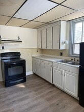 317 W High St in Elizabethtown, PA - Building Photo - Building Photo