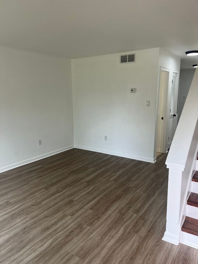 1 S Anderson Ave in Charleston, SC - Building Photo - Building Photo