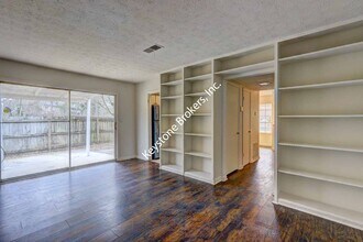 2597 Stratford Ln in Morrow, GA - Building Photo - Building Photo