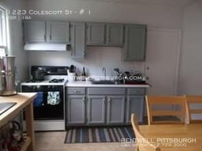 1223 Colescott St-Unit -# 1 in Pittsburgh, PA - Foto de edificio - Building Photo