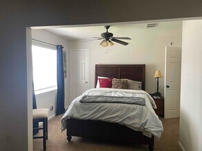 19210 Misty Cove Dr in Katy, TX - Foto de edificio - Building Photo
