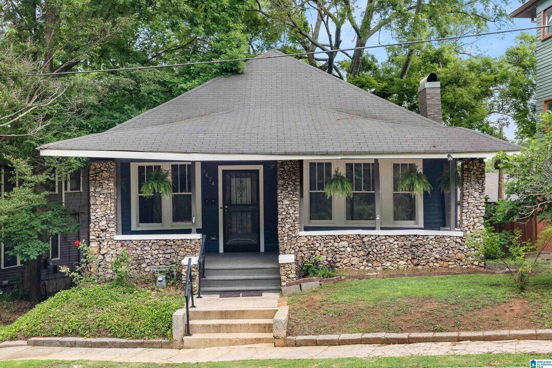 1424 16th Ave S in Birmingham, AL - Building Photo