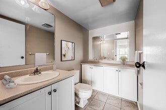 110 Belmont Drive in London, ON - Building Photo - Building Photo