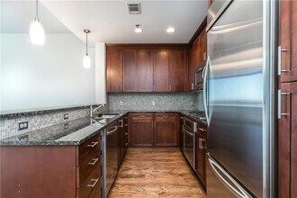 270 17th St NW in Atlanta, GA - Building Photo - Building Photo