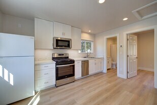 1238 Coral St, Unit 1238 Coral St in San Luis Obispo, CA - Building Photo