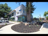Building Photo - University River Village Apartamentos in Sacramento, California