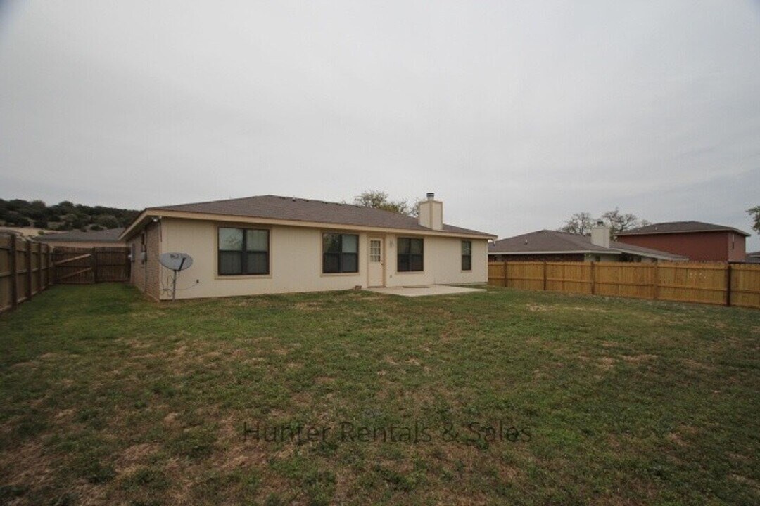 1209 Katelyn Cir in Copperas Cove, TX - Building Photo