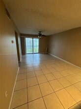 5040 Terrace Palms Cir in Tampa, FL - Building Photo - Building Photo
