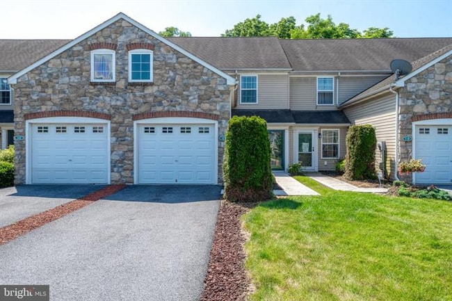 property at 121 Westpoint Dr
