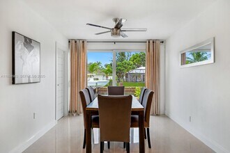 2830 NE 56th Ct in Fort Lauderdale, FL - Foto de edificio - Building Photo