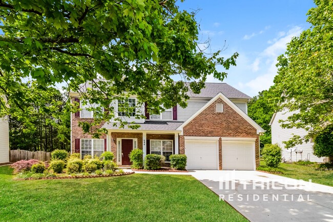 property at 944 Maple Leaf Dr