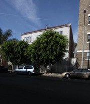 307 Witmer St in Los Angeles, CA - Building Photo