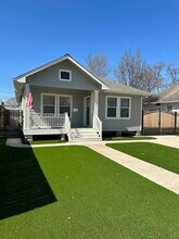 1105 Tulane St, Unit House in Houston, TX - Building Photo - Building Photo