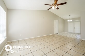 4 Berry Dr in Mascotte, FL - Building Photo - Building Photo