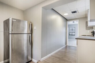 6535 NW 6th Ave in Miami, FL - Building Photo - Building Photo