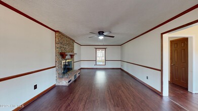 525 S Glenwood Trail in Southern Pines, NC - Building Photo - Building Photo