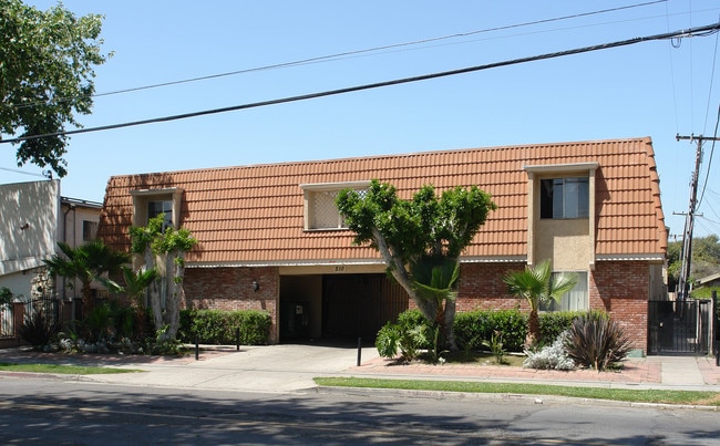 510 S Flower St in Santa Ana, CA - Building Photo - Building Photo