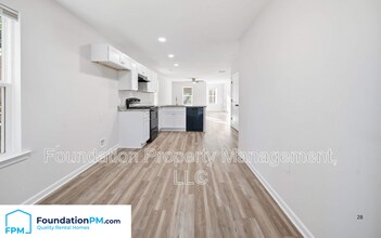 1398 E Barton Ave in West Memphis, AR - Building Photo - Building Photo