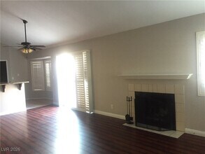 229 Coconut Grove Ct in Las Vegas, NV - Building Photo - Building Photo