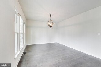 140 Limpkin Ave in Clarksburg, MD - Building Photo - Building Photo