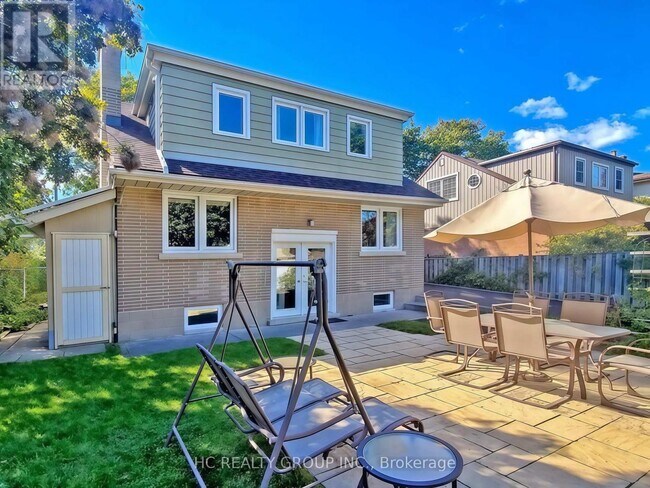 53 Treverton Dr in Toronto, ON - Building Photo - Building Photo