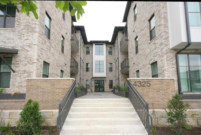 property at 4325 Jackson Ave