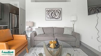 3030 Summer St in Houston, TX - Building Photo