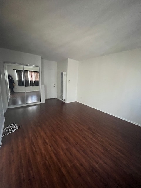 property at 833 Lincoln Blvd