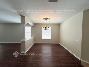 210 Westchester Hills Ln in Valrico, FL - Building Photo - Building Photo