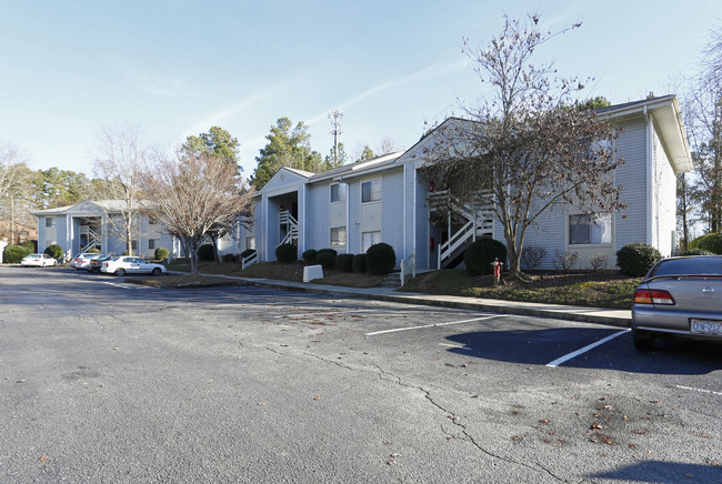 Walnut Woods Apartments in Raleigh, NC - Foto de edificio - Building Photo