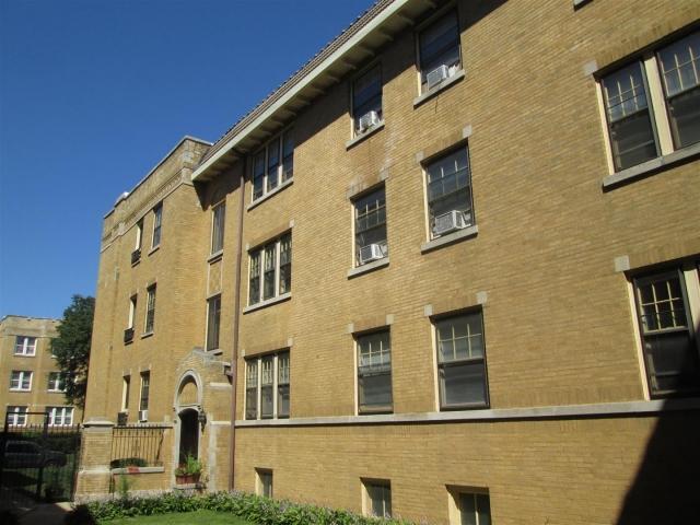 710 Seward St in Evanston, IL - Building Photo