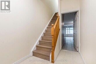 619 Wild Ginger Ave in Waterloo, ON - Building Photo - Building Photo