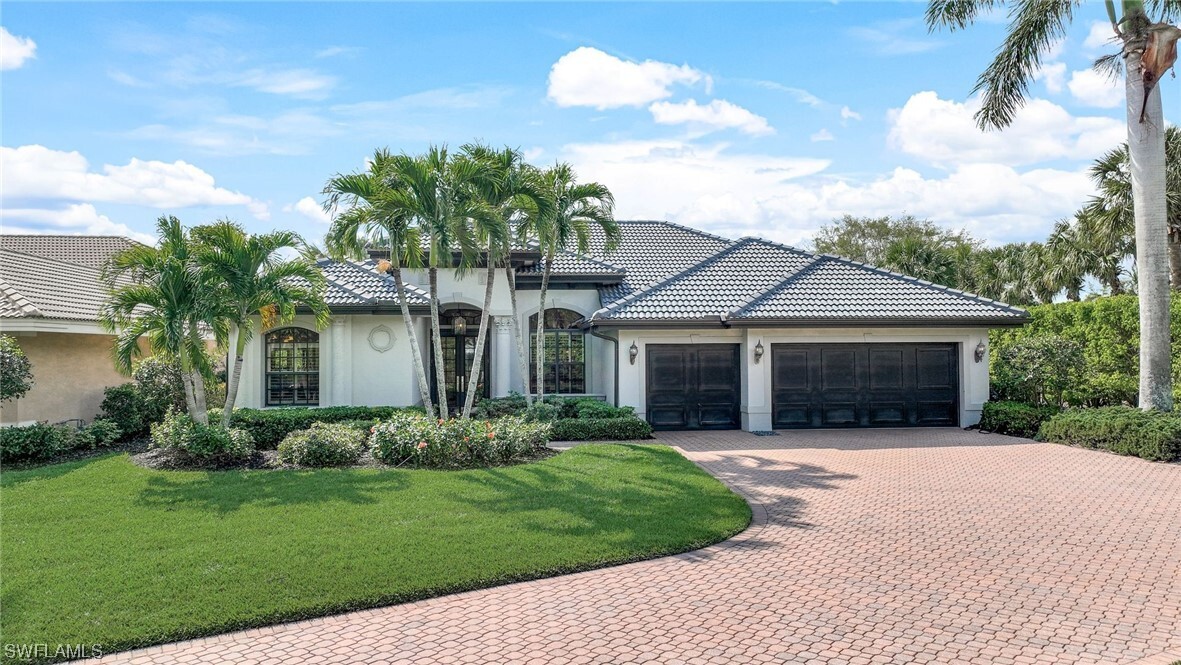 10340 Via Balestri Dr in Miromar Lakes, FL - Building Photo