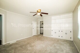 848 E Chestnut St in Lancaster, OH - Foto de edificio - Building Photo