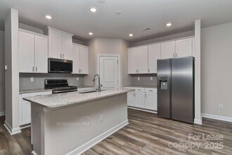 4104 Armstrong Farm Dr in Belmont, NC - Building Photo - Building Photo