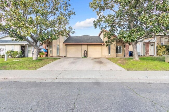 4507-4507 Zachary Way in Sacramento, CA - Building Photo - Building Photo