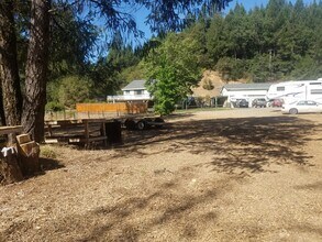 22305 Canyon Way in Colfax, CA - Building Photo - Building Photo