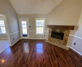 5376 Ragan Ridge Dr in Memphis, TN - Building Photo - Building Photo
