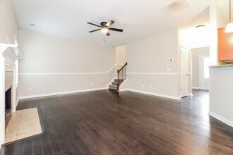 2878 Suttonwood Way NE in Buford, GA - Building Photo - Building Photo