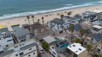 717 Portsmouth Ct in San Diego, CA - Building Photo