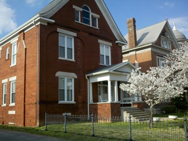 905 Jefferson St, Unit Fisher Mansion Corporate