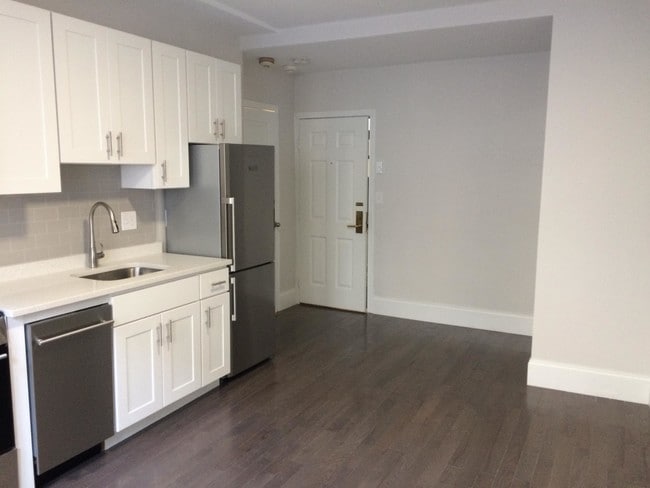 24 Clearway St, Unit 7 in Boston, MA - Building Photo - Building Photo