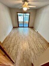 1510 Jills Dr in Waukesha, WI - Foto de edificio - Building Photo