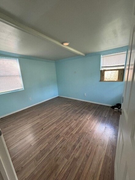 250 Richard St in Coldspring, TX - Foto de edificio - Building Photo