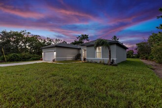 104 Colchester Pl in Poinciana, FL - Building Photo - Building Photo