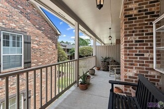 7640 Lasalle Ave, Unit 203 in Baton Rouge, LA - Building Photo - Building Photo