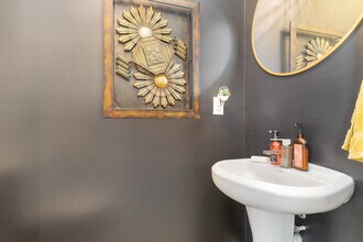 2000 Park Ave in Dallas, TX - Building Photo - Building Photo