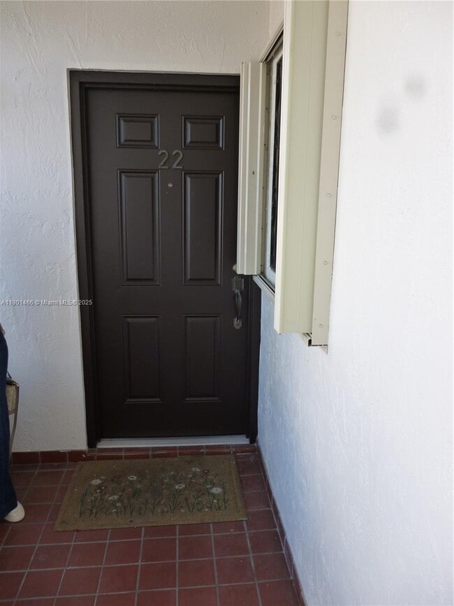 10811 NW 7th St in Miami, FL - Building Photo - Building Photo