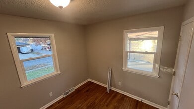 3421 Fairlane Dr in Des Moines, IA - Building Photo - Building Photo