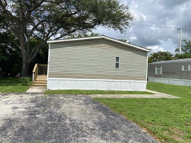 611 SW 135th Terrace in Davie, FL - Building Photo